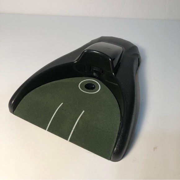 Dashing Putt & Return, Automatic Golf Ball Return - Picture 3 of 7